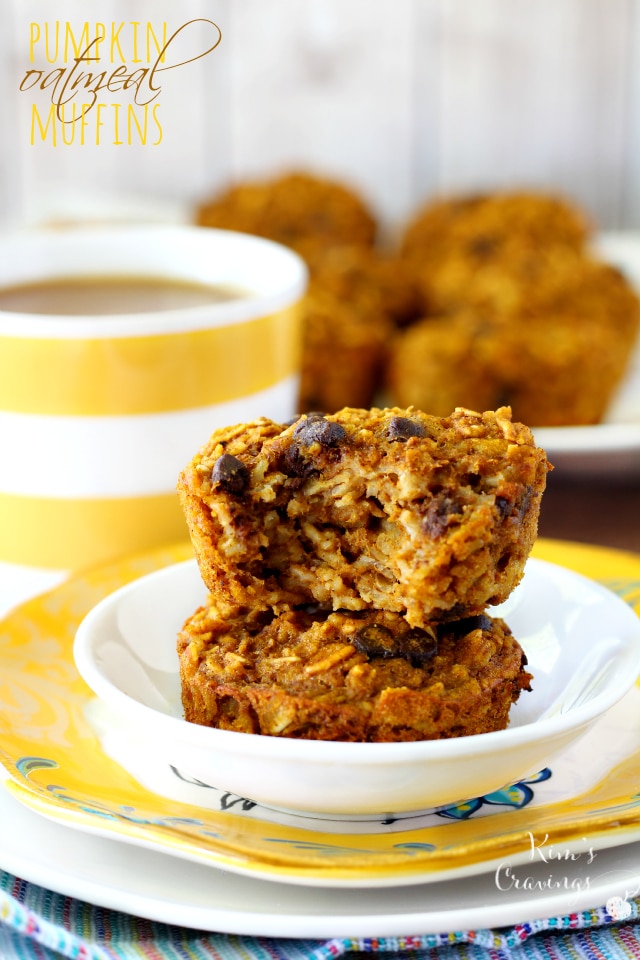 These Pumpkin Oatmeal Muffins are the perfect grab-n-go breakfast or snack with our favorite fall flavors! (low-calorie, healthy, non-dairy and gluten-free)