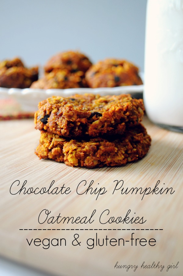 Chocolate Chip Pumpkin Oatmeal Cookies- so addicting you can't just have one! #glutenfree #vegan