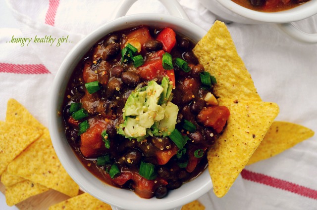 Pumpkin Black Bean Chili- a quick and easy chili with pumpkin that adds a very mild flavor, but loads of depth and creaminess!
