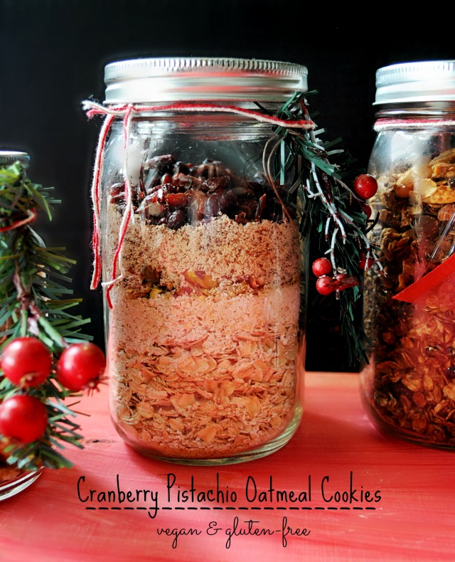  Cranberry Pistachio Oatmeal Cookies- a tasty vegan and gluten-free cookie that can be gifted in a mason jar. Your friends will thank you!!