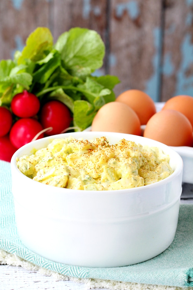 Skinny Egg salad is the comfort food of sandwiches and my version is made healthier by using Greek yogurt and it turned out so creamy dreamy delicious.