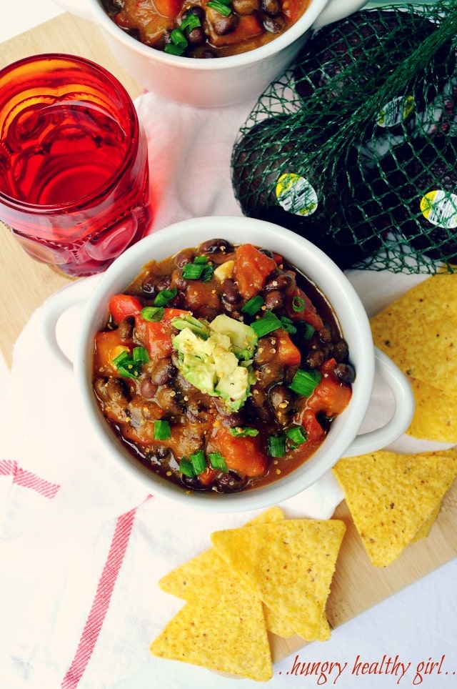 This vegan pumpkin black bean chili is so hearty and satisfying you’ll never miss the meat. The pumpkin adds a delicious creaminess to this nutritious chili the whole family will love.