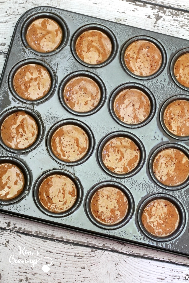 No flour, no refined sugar, no oil- I cannot believe how absolutely scrumptious these Flourless Strawberry Almond Butter Mini Blender Muffins tasted! (gluten-free, dairy-free, Paleo)