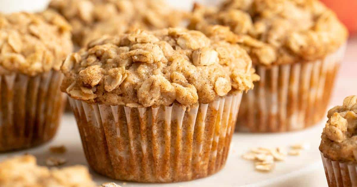 Apple Oatmeal Muffins