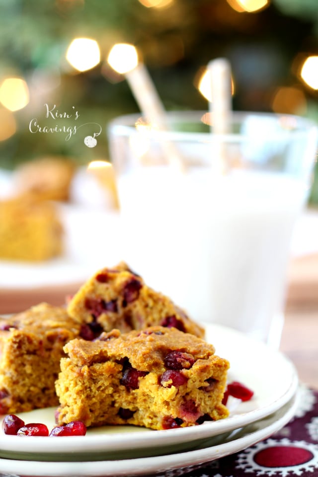Enjoy a taste of the holidays in every bite of these incredibly moist flavorful Pumpkin Pomegranate Blondies! These blondies are seriously addicting and at only 68 calories per bar, there’s no shame in indulging in more than a few of these scrumptious treats.