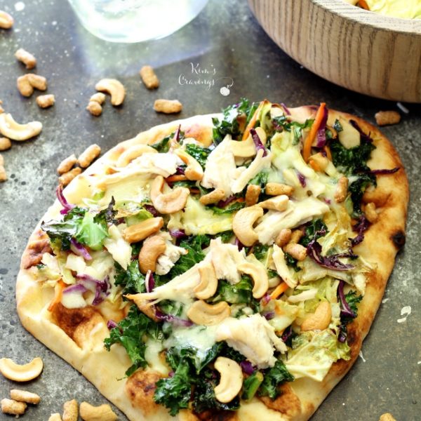 This easy Asian Sesame Naan Pizza is so simple to throw together, but has an amazing flavor that can't be denied!