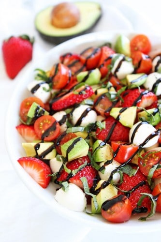 Avocado-Strawberry-Caprese-Salad-4