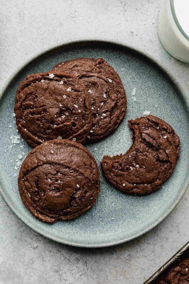 Brownie cookies on a plate.
