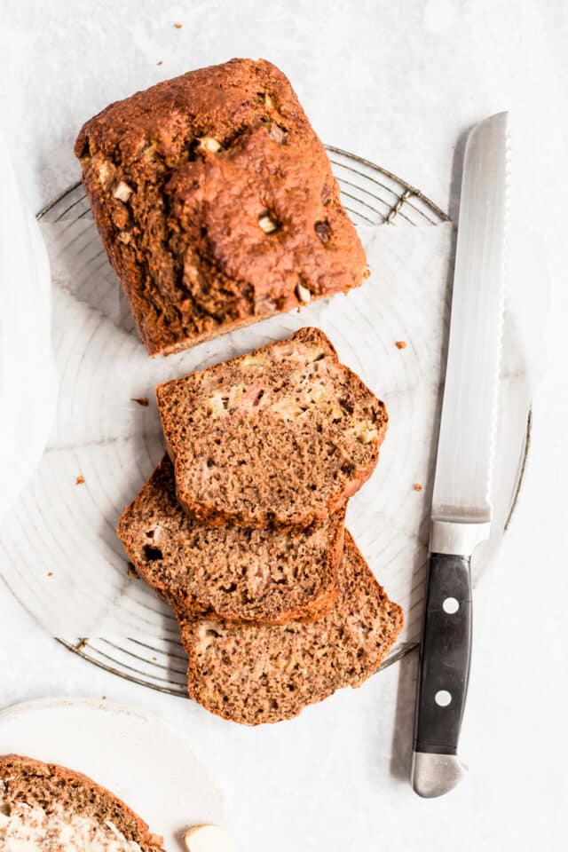 rhubarb bread sliced with a bread knife