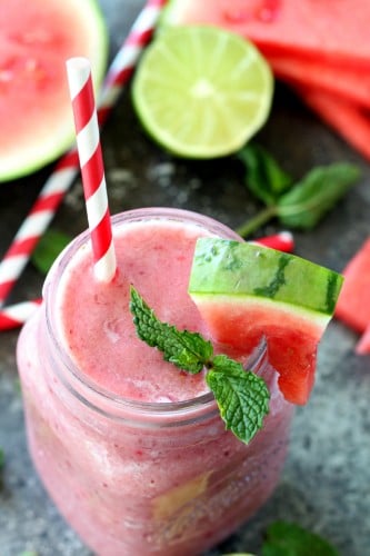 Mojito Mint Green Tea Watermelon Smoothie- a refreshing, hydrating and a healthy way to start the day.