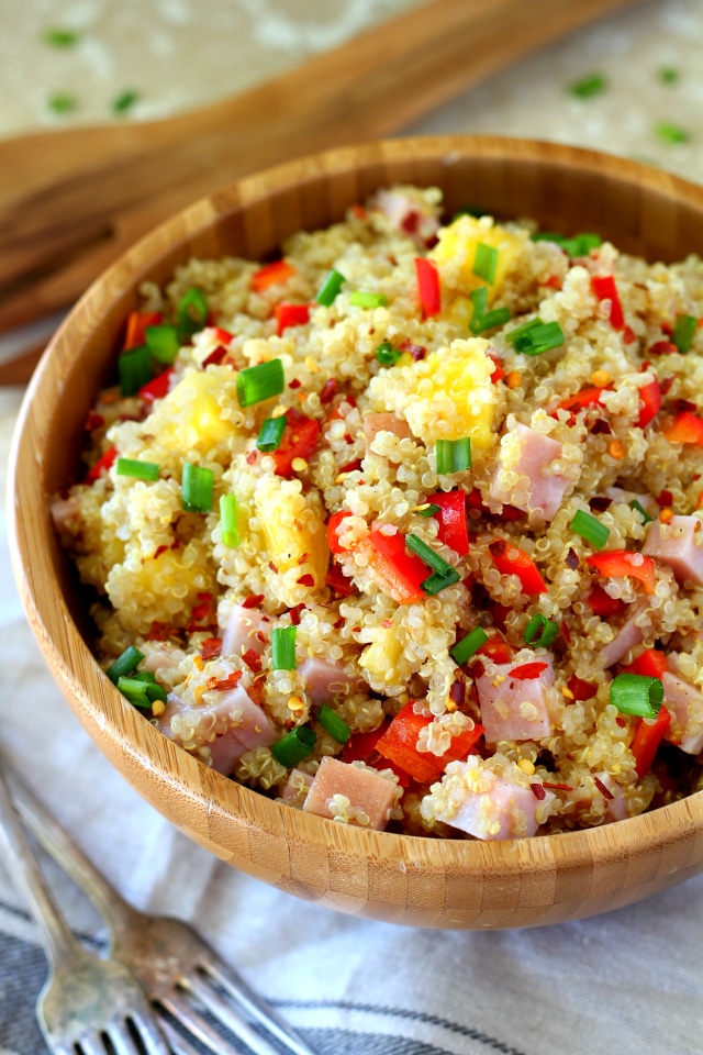 Ham Pineapple Quinoa Salad- loaded with fresh, tropical flavors and so easy it can be thrown together in less than 20 minutes! (gluten-free, dairy-free)