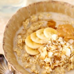 Cold mornings call for a warm, hearty, cozy bowl of Detox Quinoa Oatmeal Porridge. You guys are going to love this breakfast recipe - thick, creamy and full of delicious flavor!