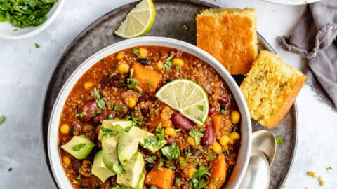 vegetarian chili served with cornbread