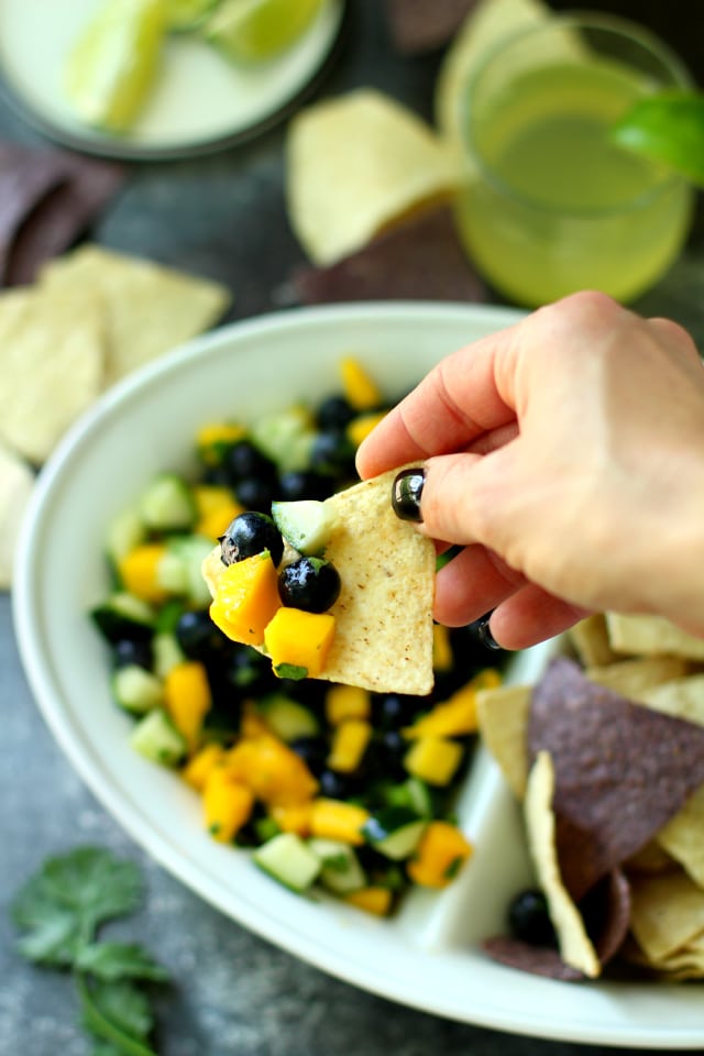 This Blueberry Mango Salsa is the perfect cool, refreshing summer app! Grab the Mission Organics Tortilla Chips and get this party started!