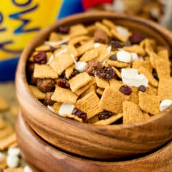 S'mores Snack Mix - 4 ingredient s'mores goodness taken to the next level with HONEY MAID® S’mores cereal! Simple and oh so irresistible!