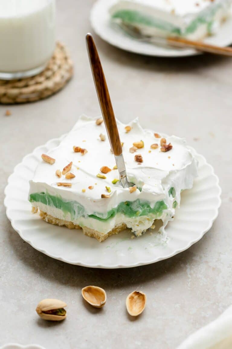 layered-pistachio-dessert-kim-s-cravings