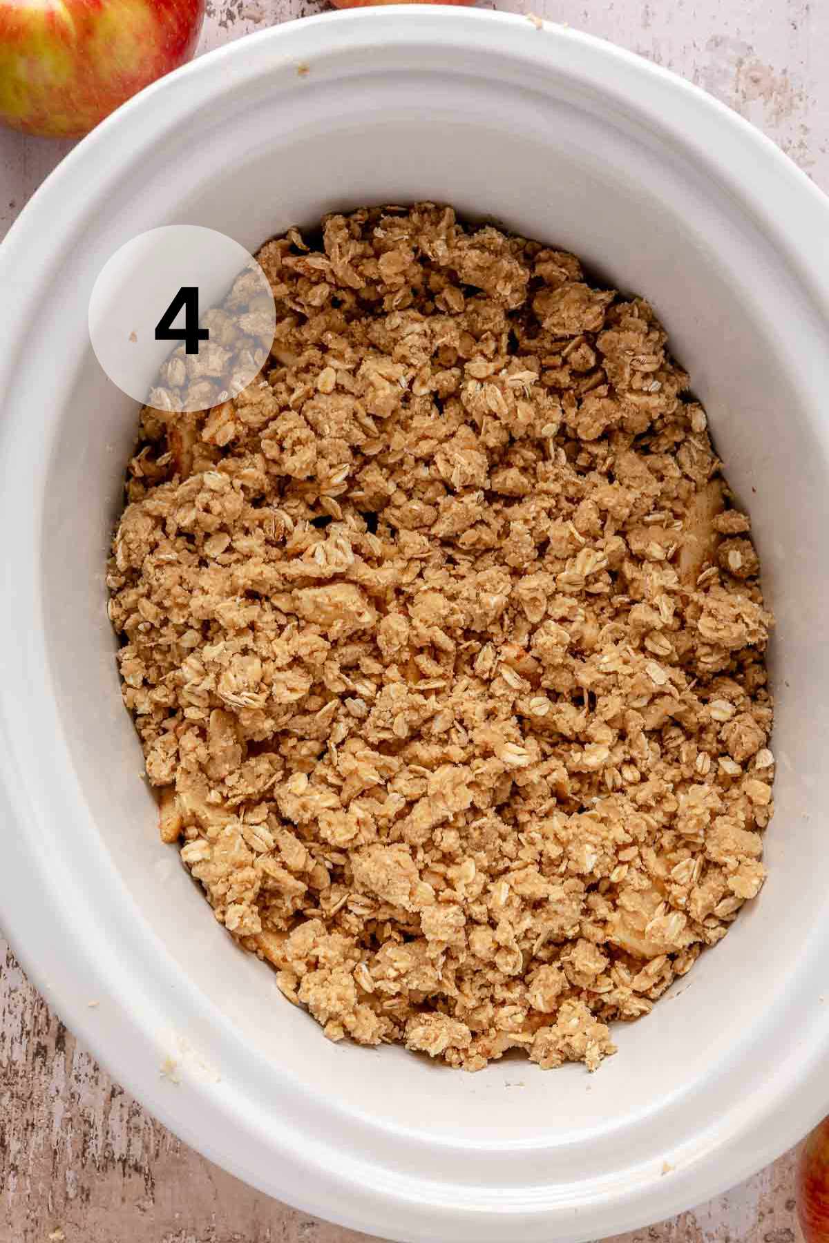 Oat crisp topping over apple filling.